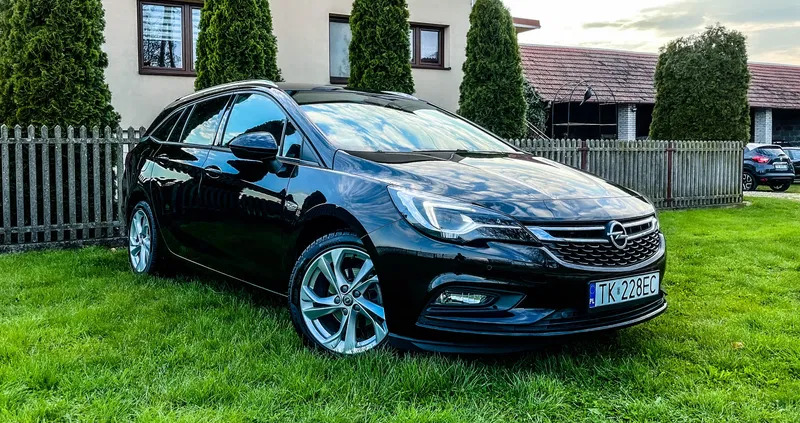 samochody osobowe Opel Astra cena 65900 przebieg: 59108, rok produkcji 2018 z Międzylesie